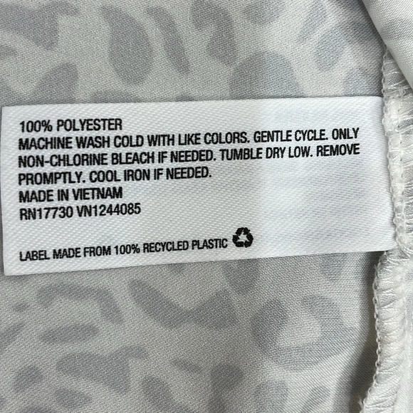 NWOT Colsie Satin Cami and Shorts Sleep Pajama Set Gray White Print XL - Picture 8 of 16